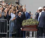 هزاران تن در مراسم تشییع جنازه محمد علی شرکت کردند 